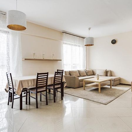 Apartament Wiktoria Wilanow Apartment วอร์ซอ ภายนอก รูปภาพ