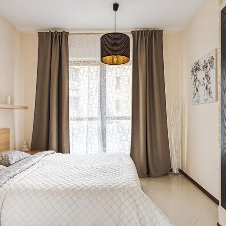 Apartament Wiktoria Wilanow Apartment วอร์ซอ ภายนอก รูปภาพ