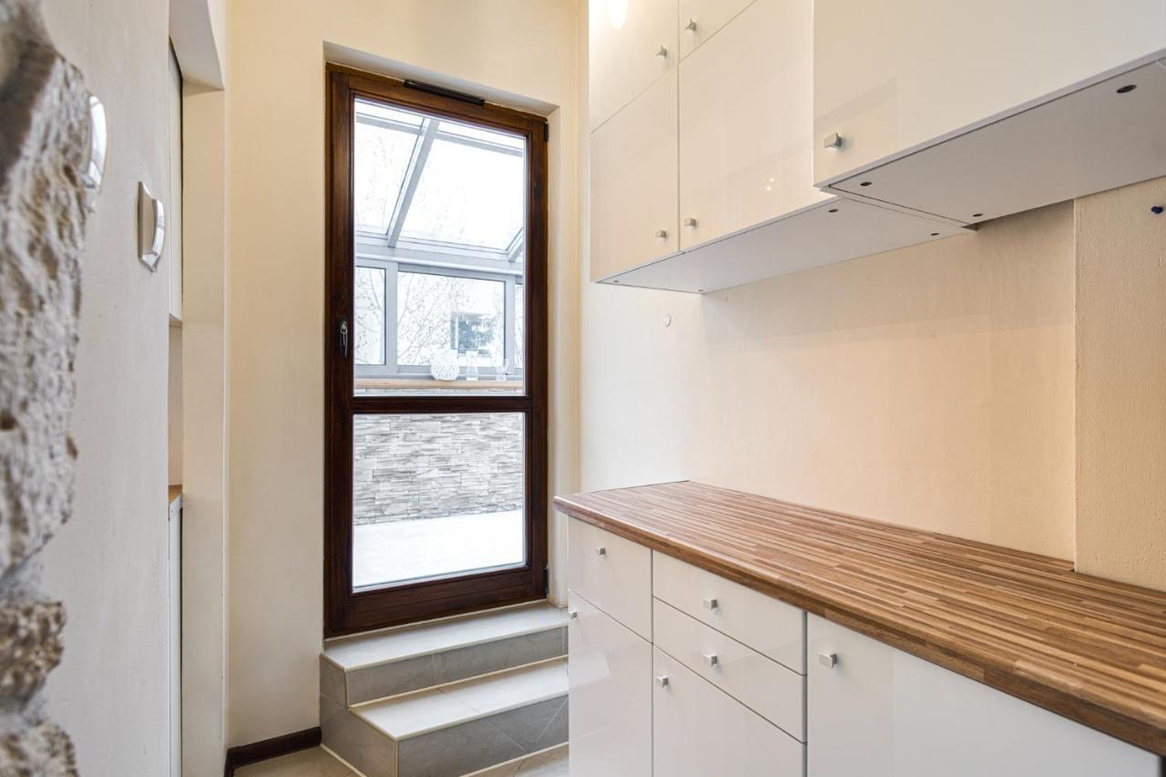 Apartament Wiktoria Wilanow Apartment วอร์ซอ ภายนอก รูปภาพ
