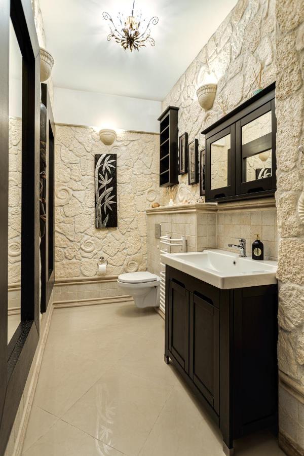 Apartament Wiktoria Wilanow Apartment วอร์ซอ ภายนอก รูปภาพ