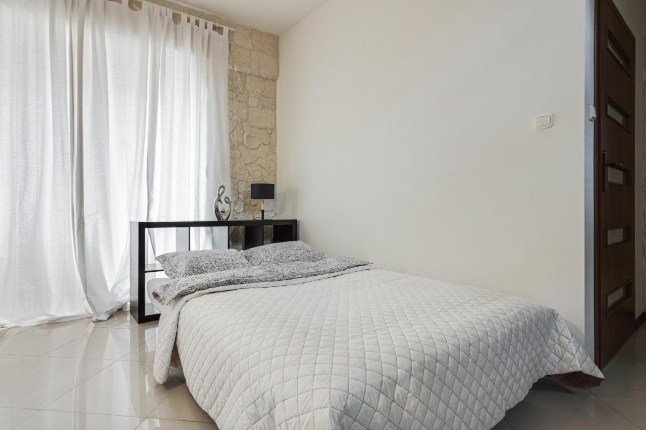 Apartament Wiktoria Wilanow Apartment วอร์ซอ ภายนอก รูปภาพ